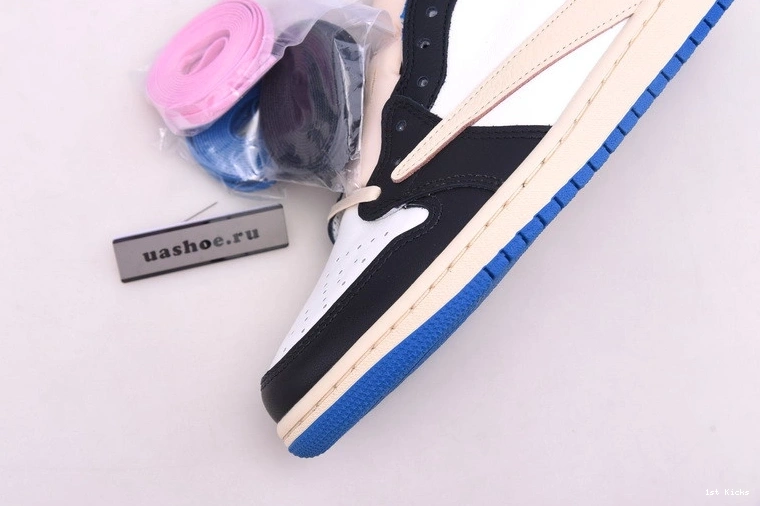 Jordan Scott Low Fragment Air DM7866-140 1 Travis 1023